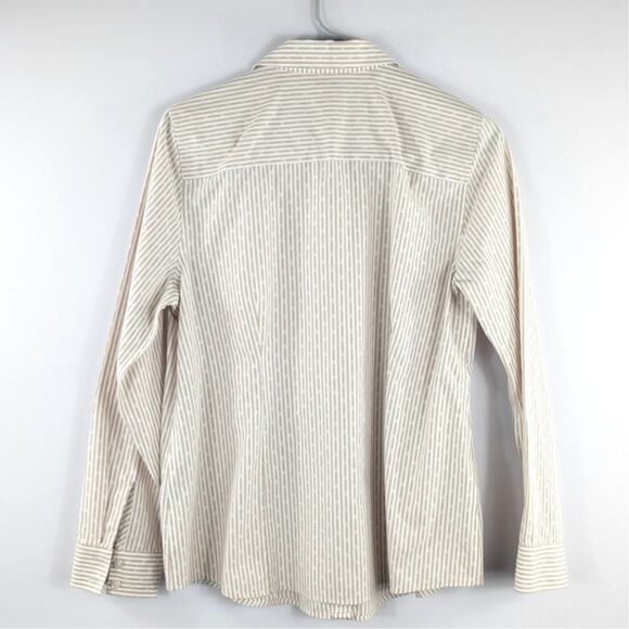 Chico’s 0 Button Up Shirt Womens Tan Stripe No Iron Coolmax Long Sleeve - Picture 4 of 4